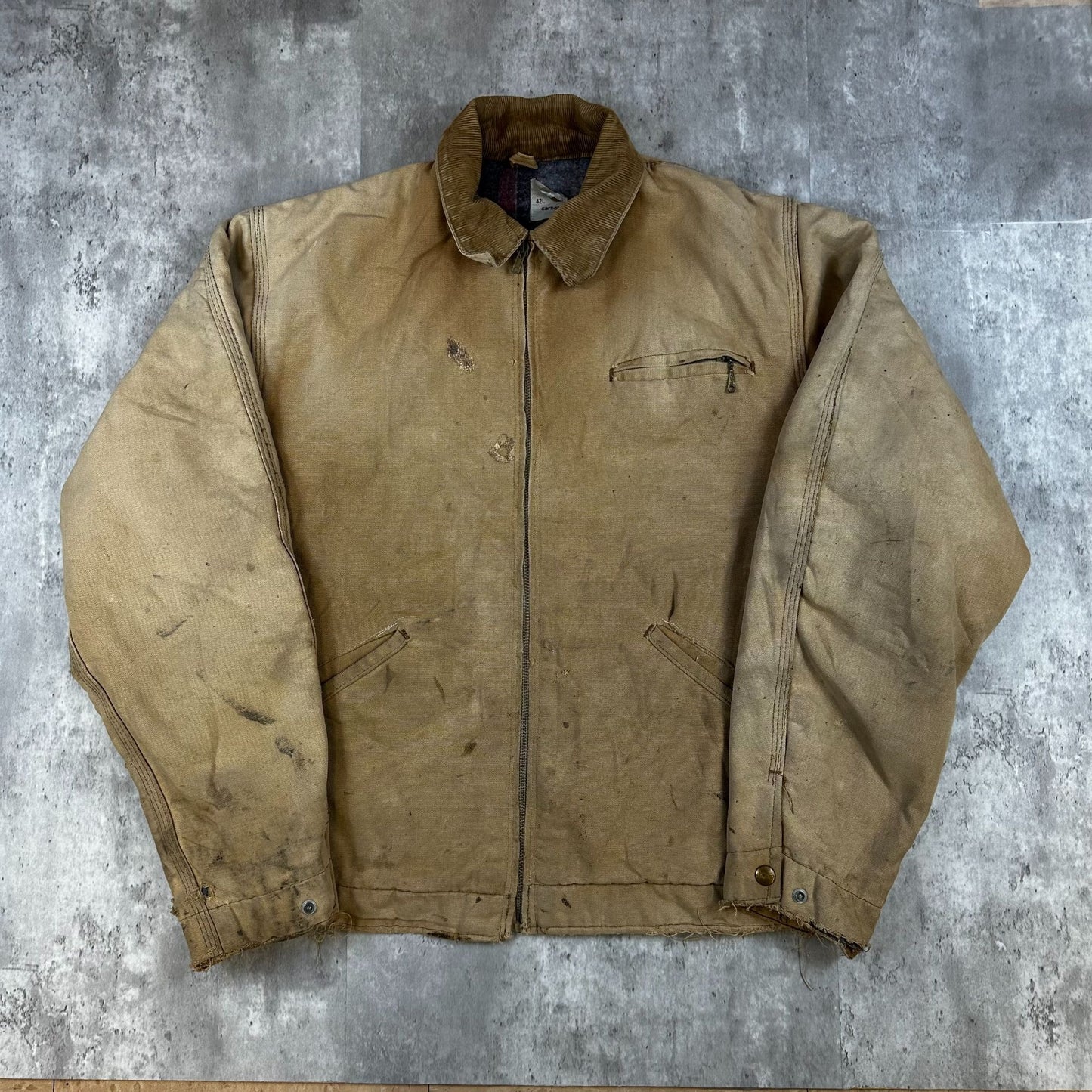 Carhartt Mens Vintage Tan Work Jacket Size 42L Heavy-Duty Cotton Canvas With Zipper & Pockets