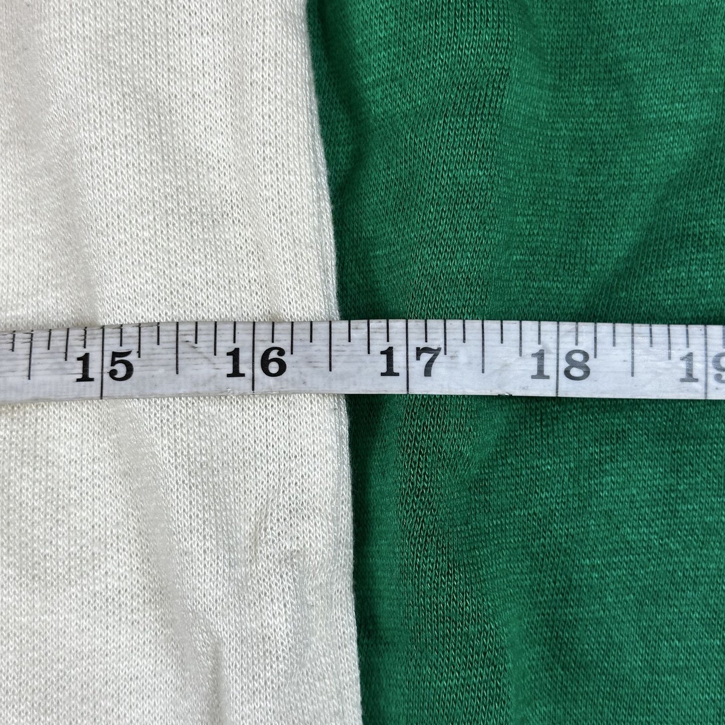 Vintage Philadelphia Eagles Green & White Raglan Sweatshirt XL 18-20 100% Cotton