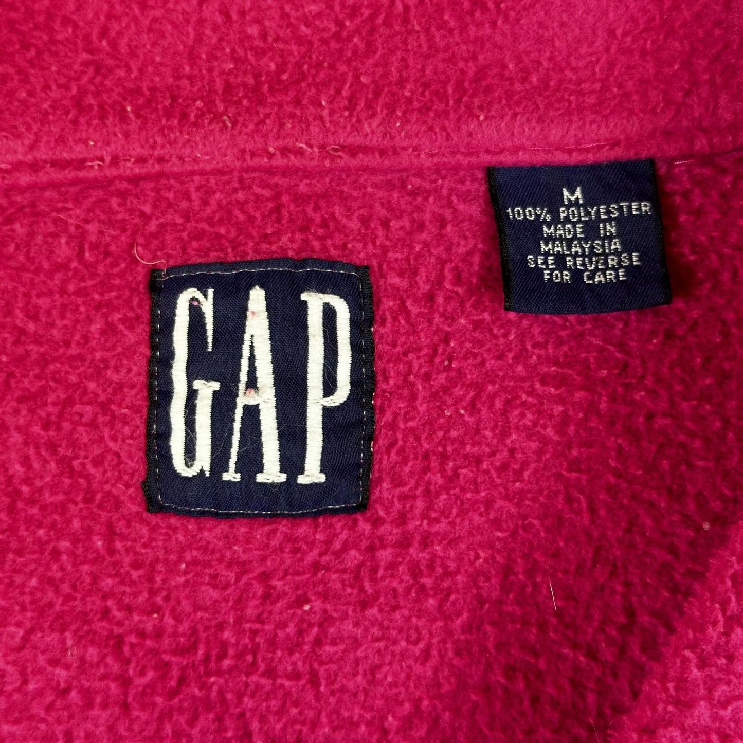 Gap Vintage Magenta Fleece Pullover Sweatshirt With Snap Closure & High Collar Mens M