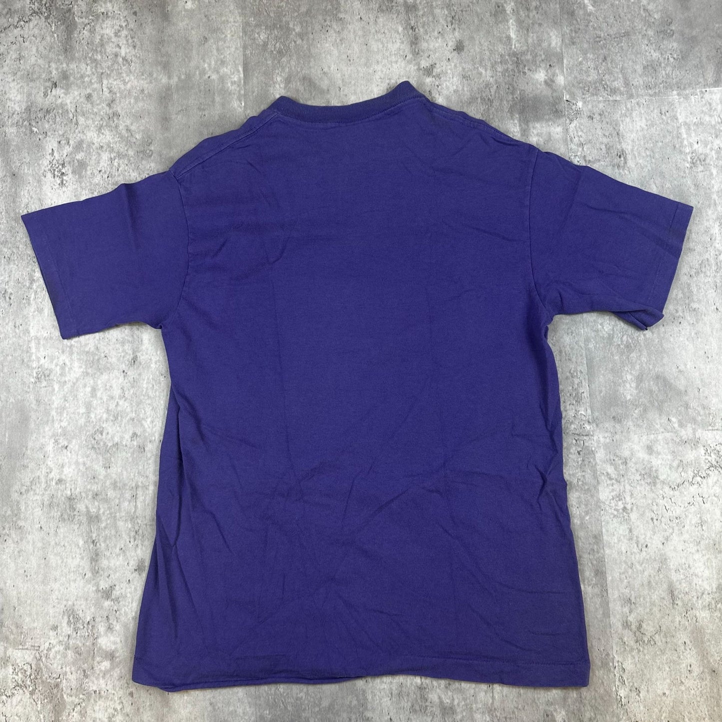Looney Tunes Six Flags Yosemite Sam Graphic Tee Purple Cotton Unisex