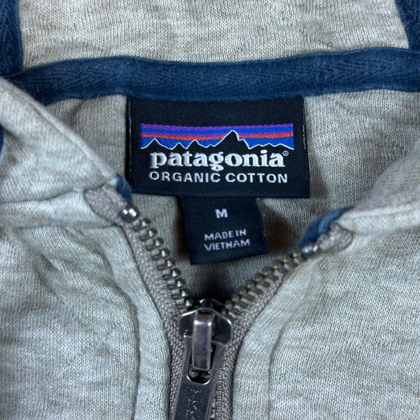 Vintage Patagonia Organic Cotton Zip-Up Hoodie (M)