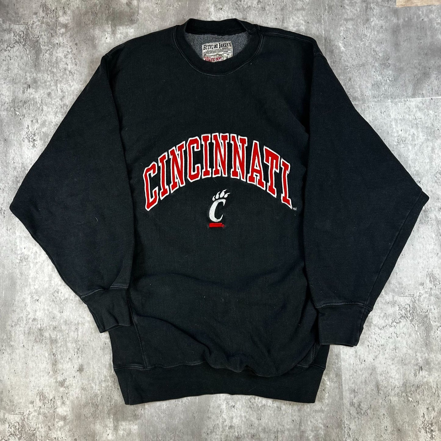 Steve & Barrys Black Cincinnati Crewneck Sweatshirt Size L Cotton Blend Athletic Dept