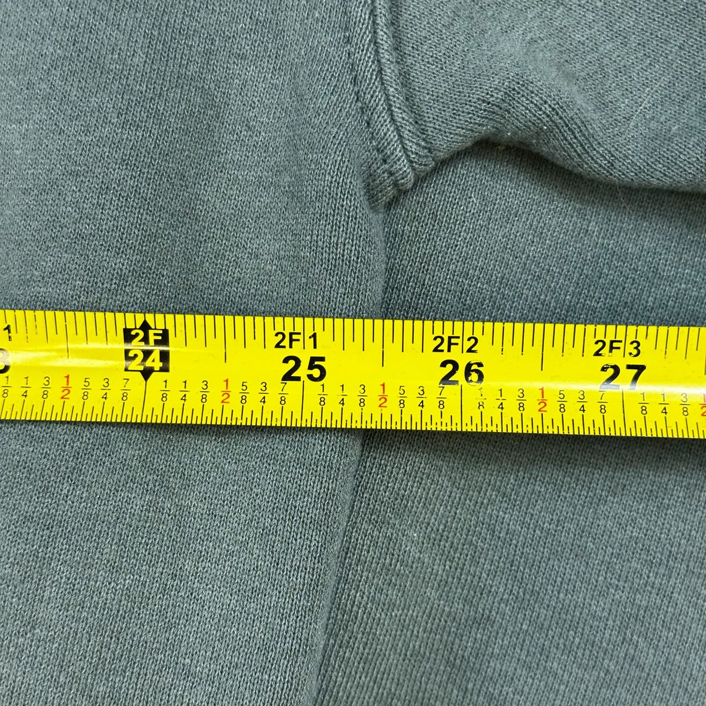 Vintage Russell Athletic Green Crewneck Sweatshirt XL Cotton Blend Made In El Salvador