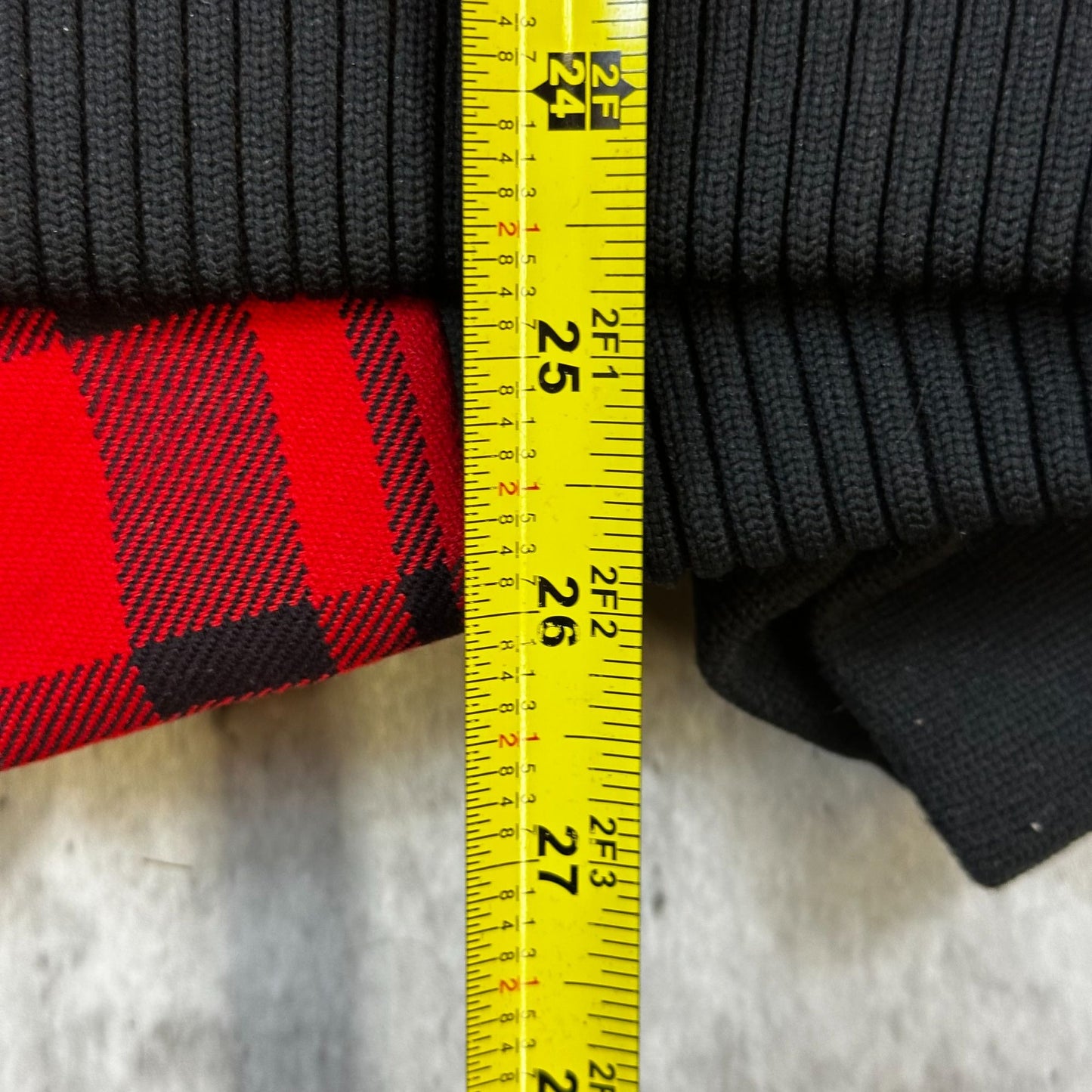 Carhartt Red & Black Plaid Insulated Bomber Jacket Medium