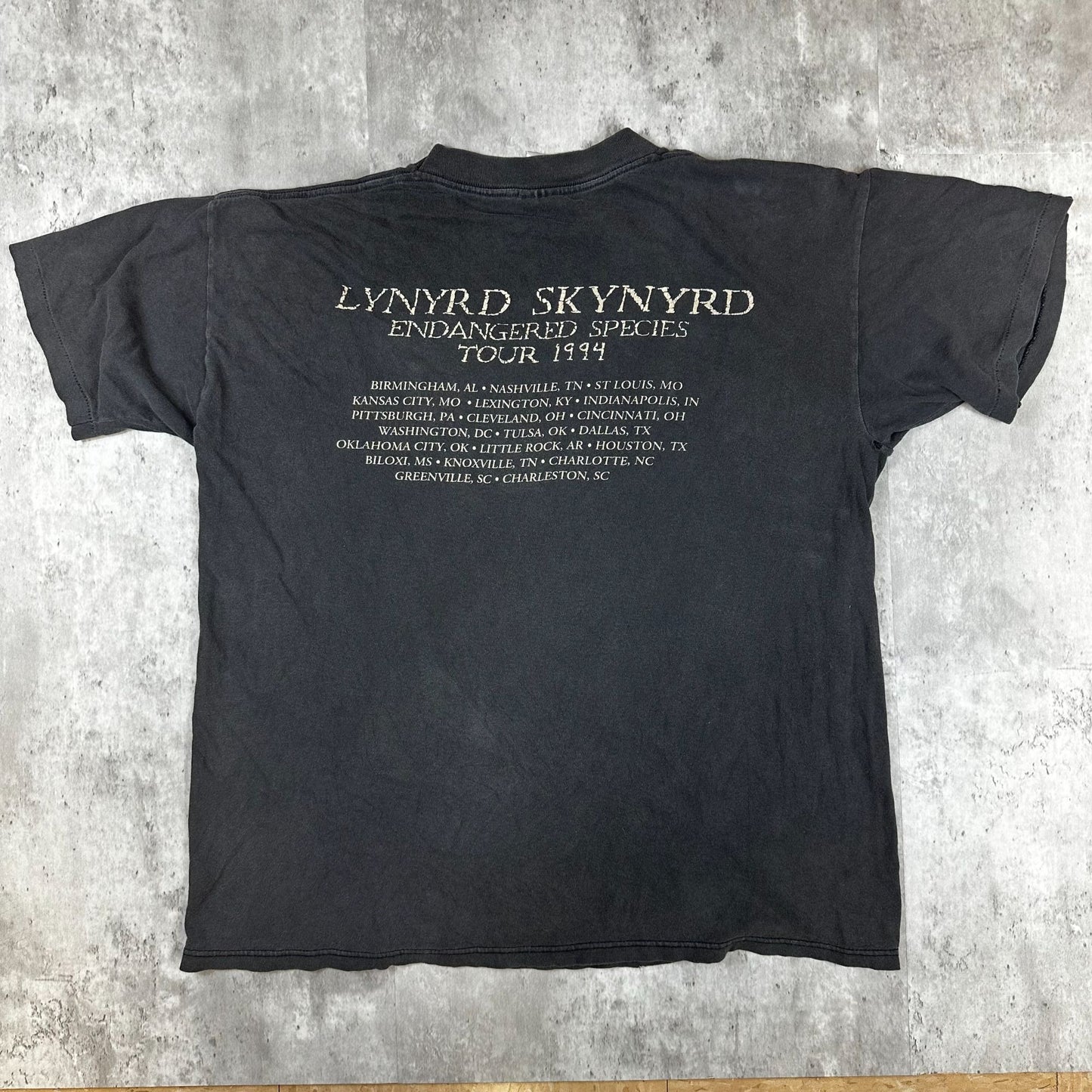 Vintage 1994 Lynyrd Skynyrd Endangered Species Tour T-Shirt L Black Distressed