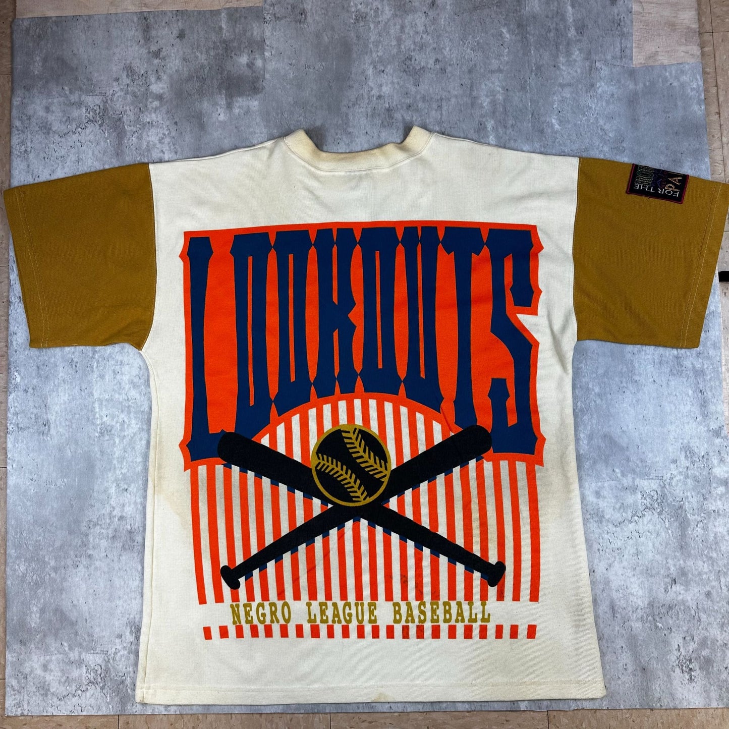 Chattanooga Black Lookouts T-Shirt L Cream & Mustard Cotton Blend