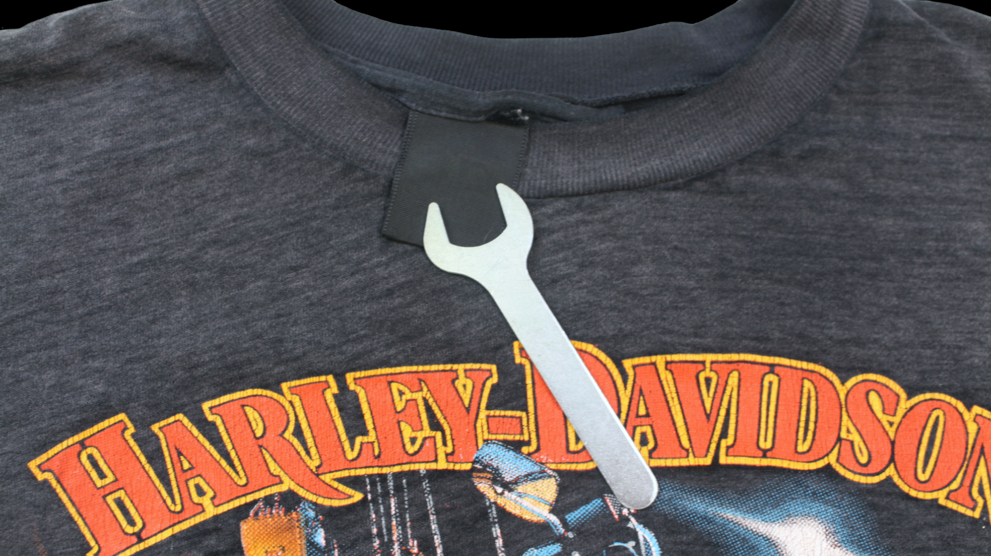 80's 3D EMBLEM shirt