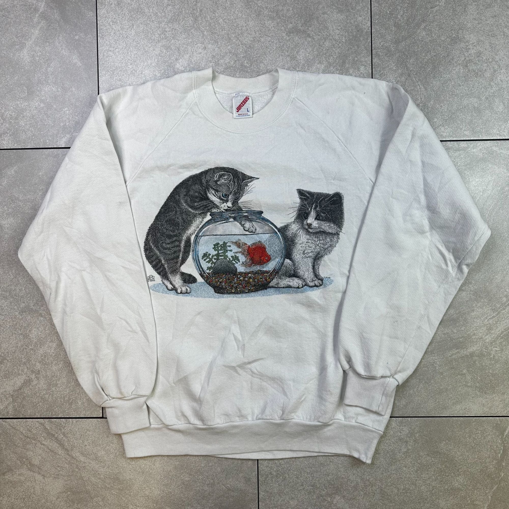Vintage 90s Jerzees White Sweatshirt With Cats & Fishbowl Graphic Size L