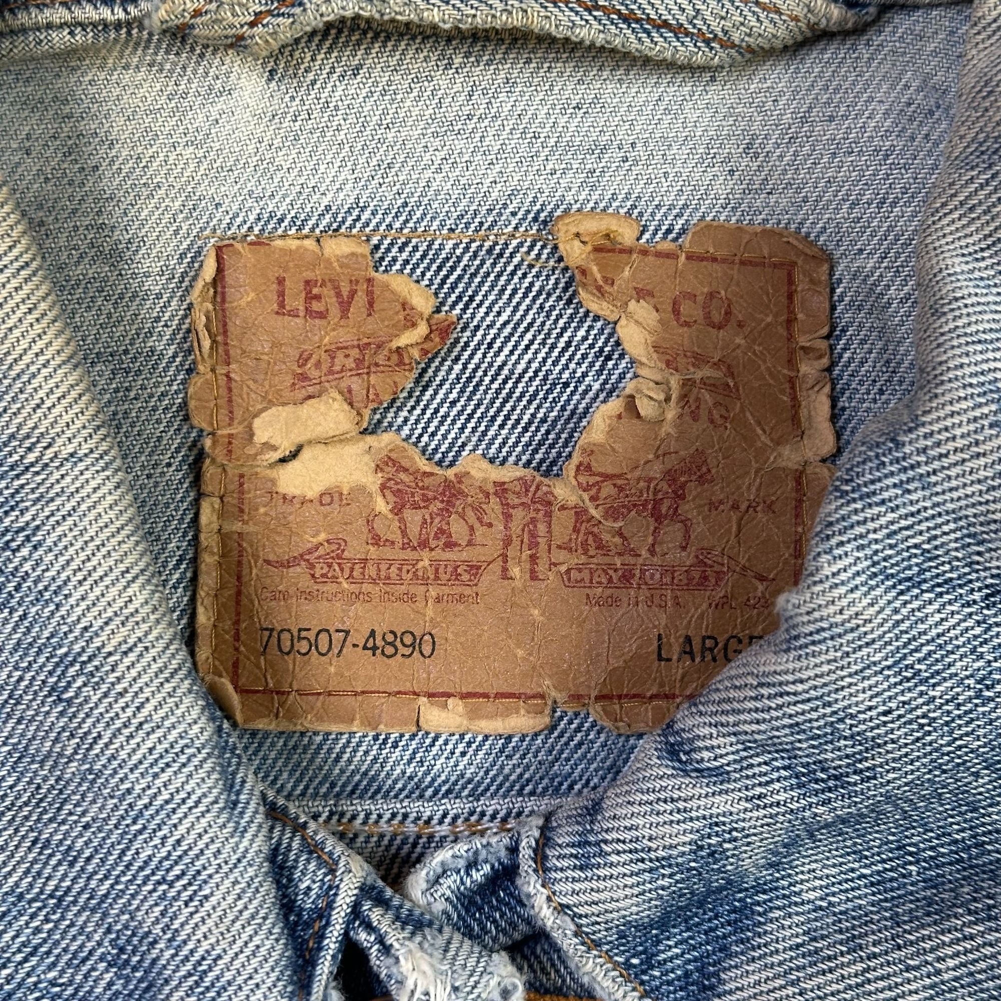 Vintage Levis Denim Jacket Large Distressed Button-Front Blue Jean Outerwear