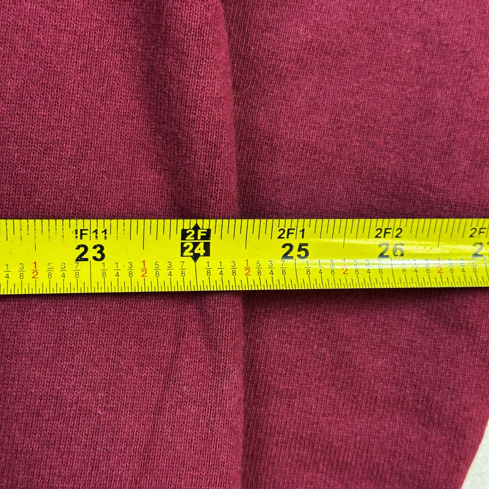 Virginia Tech Sweatshirt XL Fruit Of The Loom Super Cotton Maroon Pullover Crewneck 90% Cotton 10% Polyester