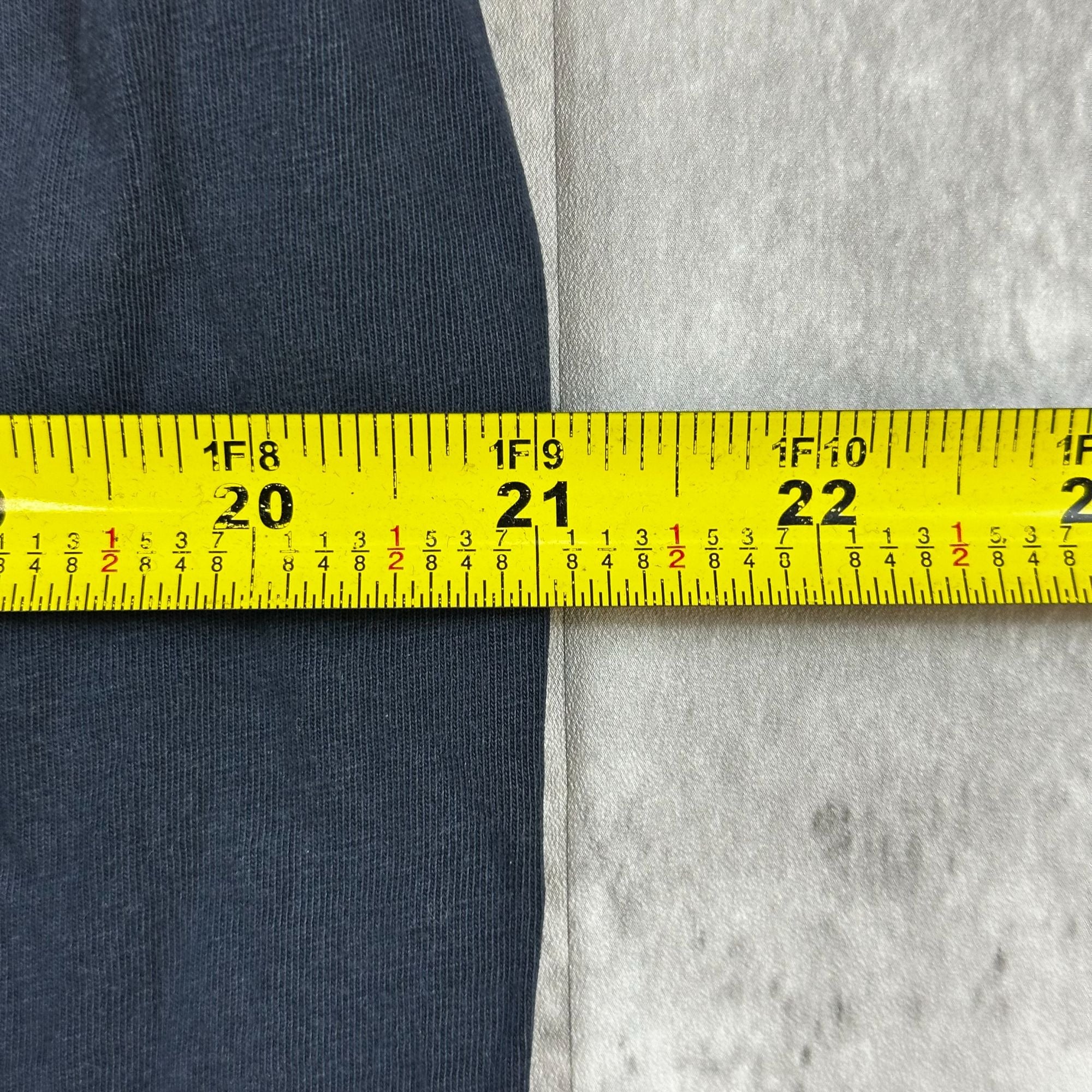 ArcTeryx Mens L/G Navy Blue Cotton Crewneck T-Shirt With Logo Graphic