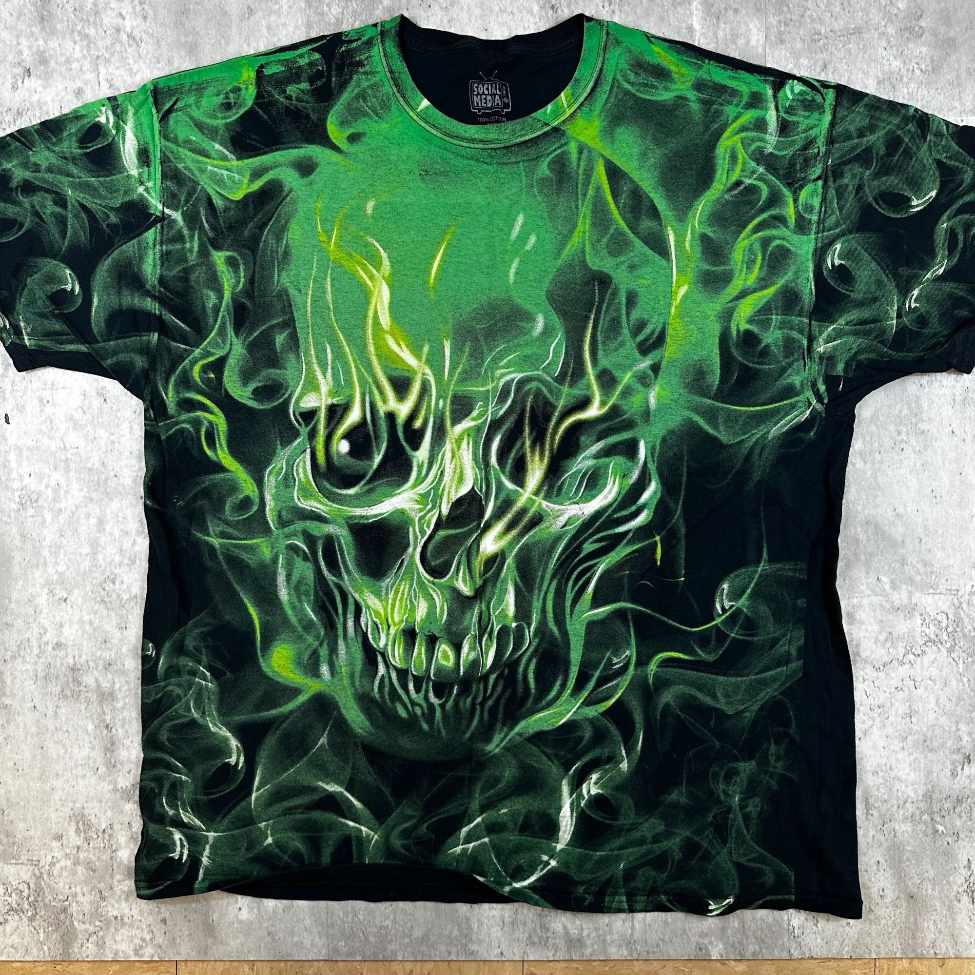 Green Skull Flame Graphic T-Shirt 2XL Social Media Brand 100% Cotton Black Short Sleeve Mens Tee