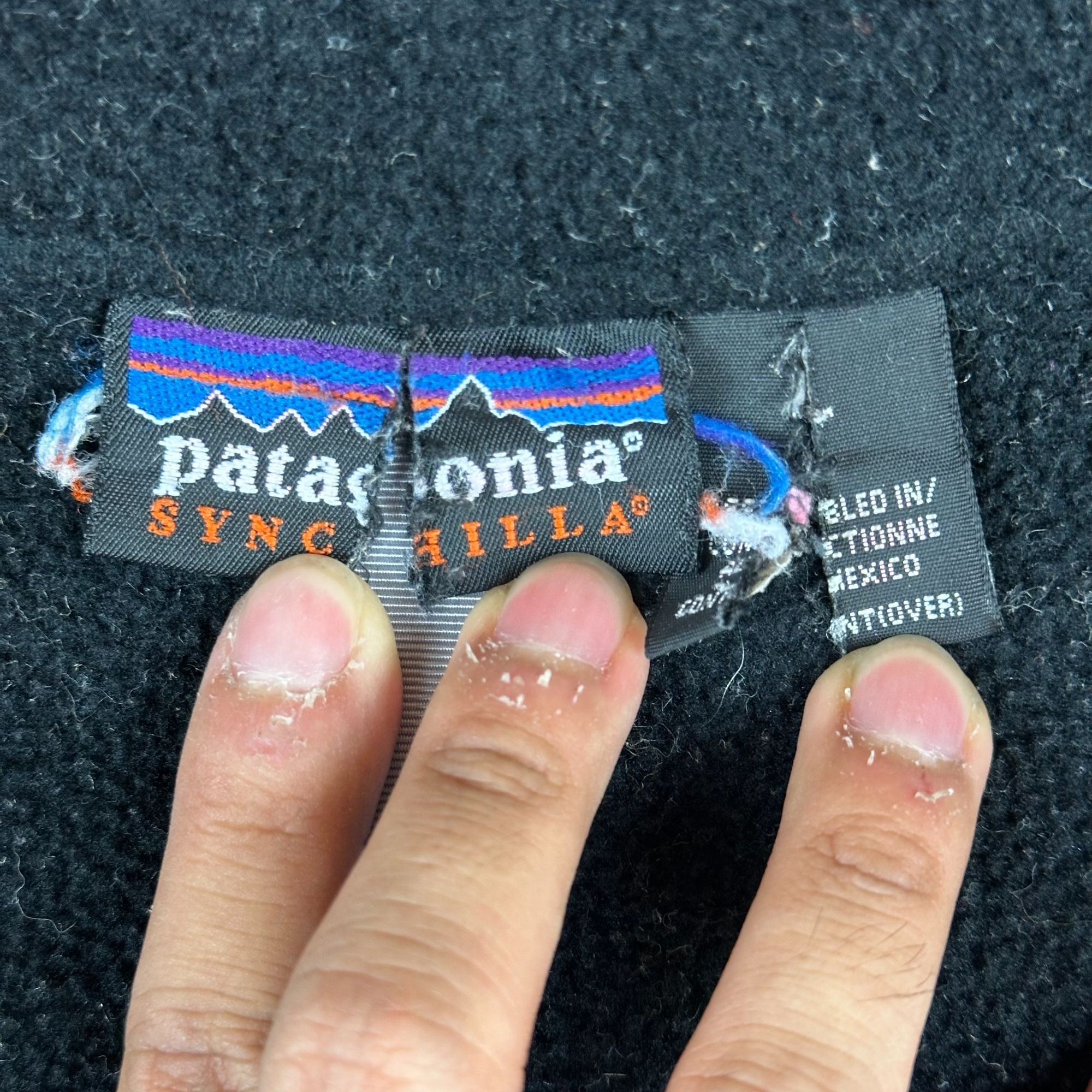 Patagonia Synchilla Black Fleece Pullover Sweatshirt 1/4 Zip Mens Size XL Warm Outdoor Wear