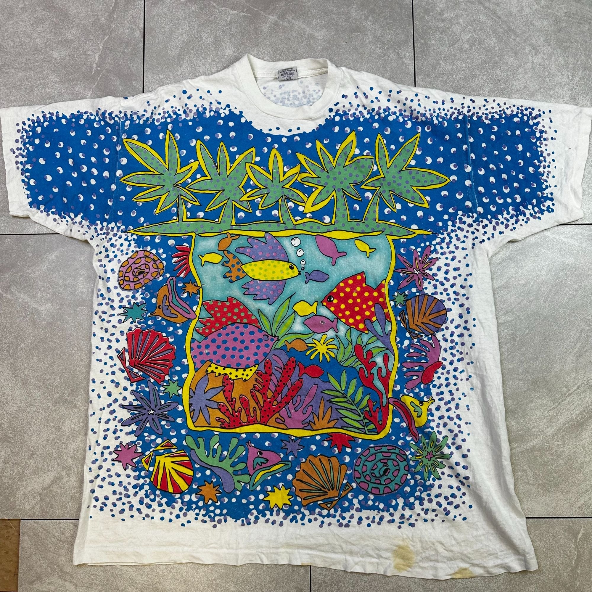 Vintage Freeze Clothing Colorful Ocean & Leaf Graphic T-Shirt