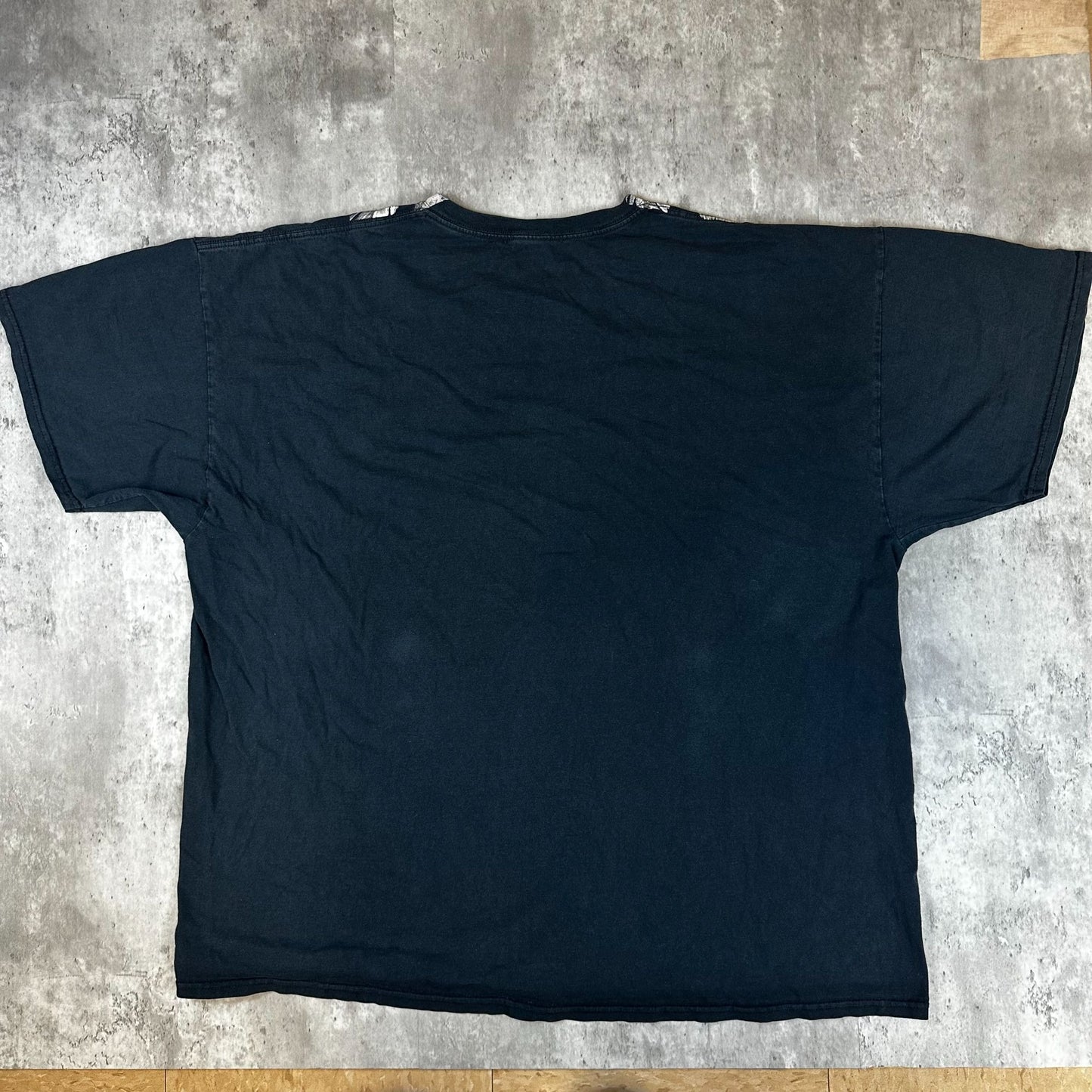 Vintage Y2K Grunge Skull Tee (XL)