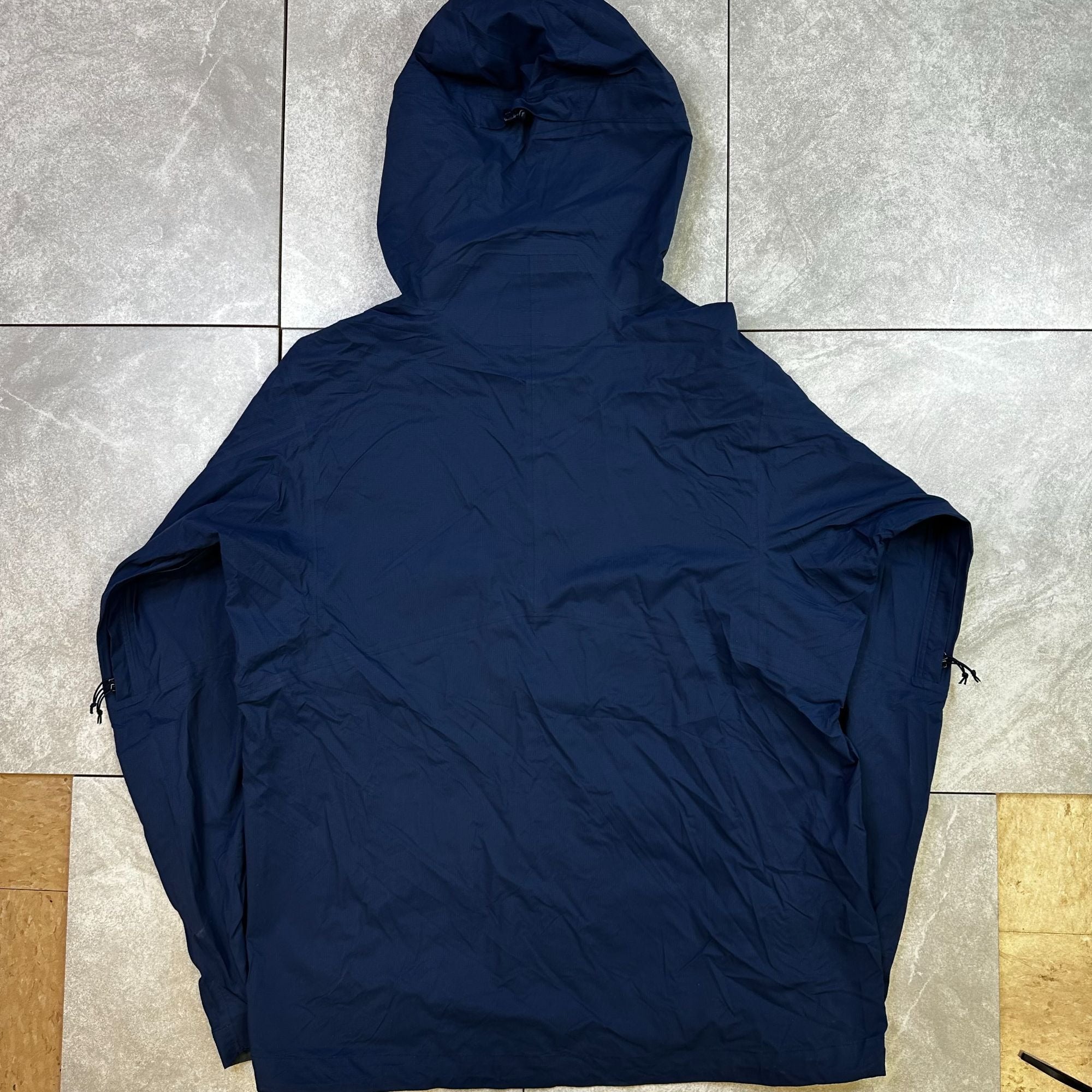 Patagonia Mens Navy Hooded Lightweight Waterproof Jacket Size L