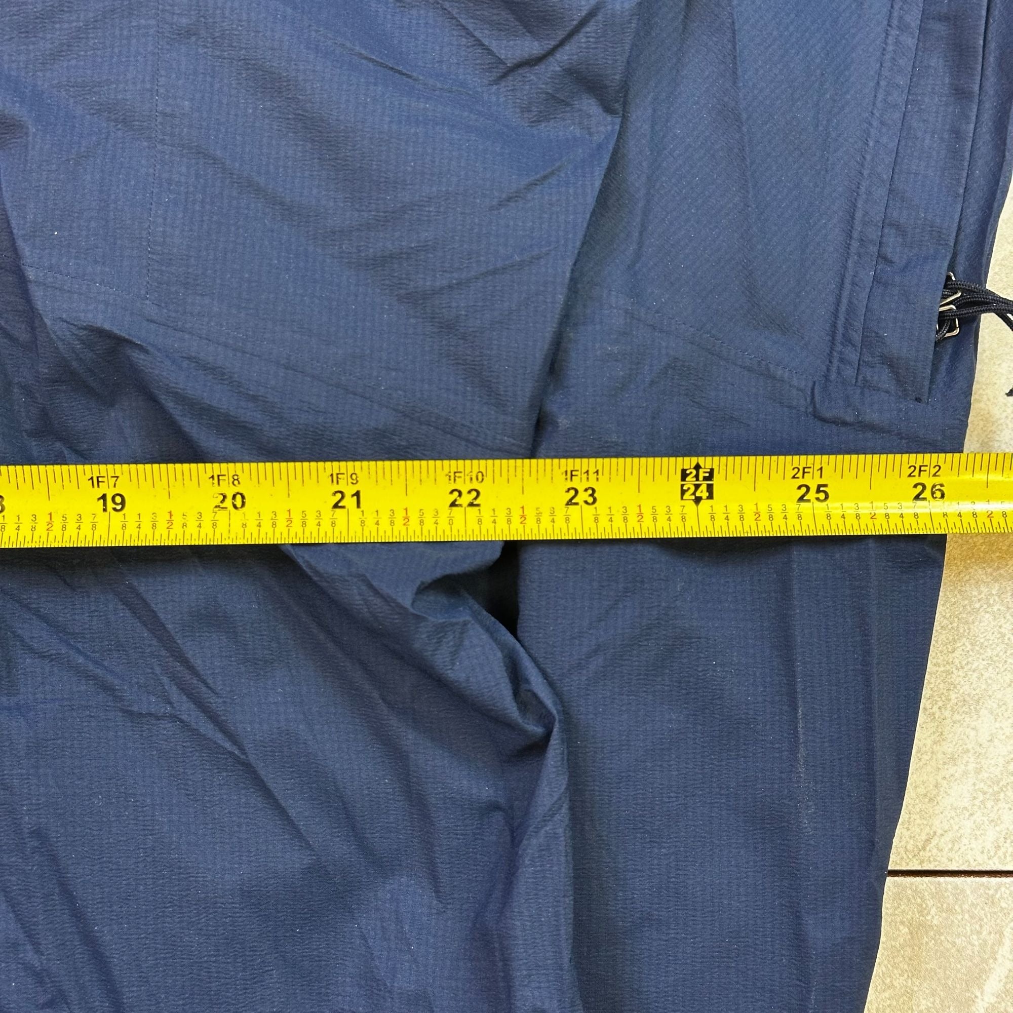 Patagonia Mens Navy Hooded Lightweight Waterproof Jacket Size L