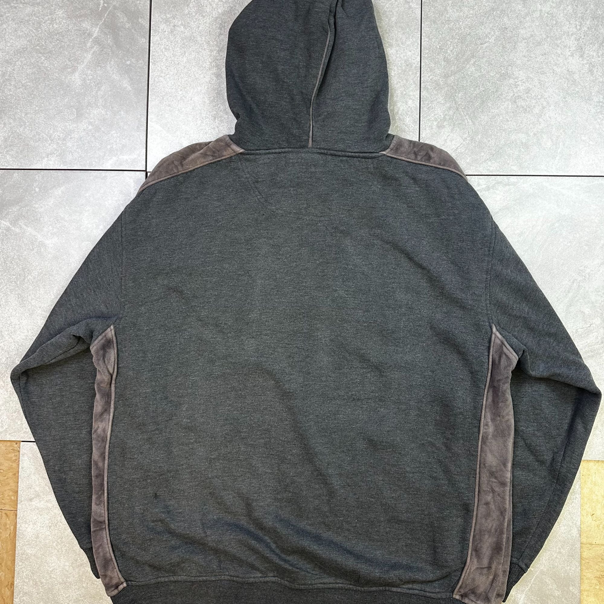 Southpole Mens Gray Hoodie L With Contrast Suede Stripes & Logo Graphic Pullover Sweatshirt Casual Streetwear