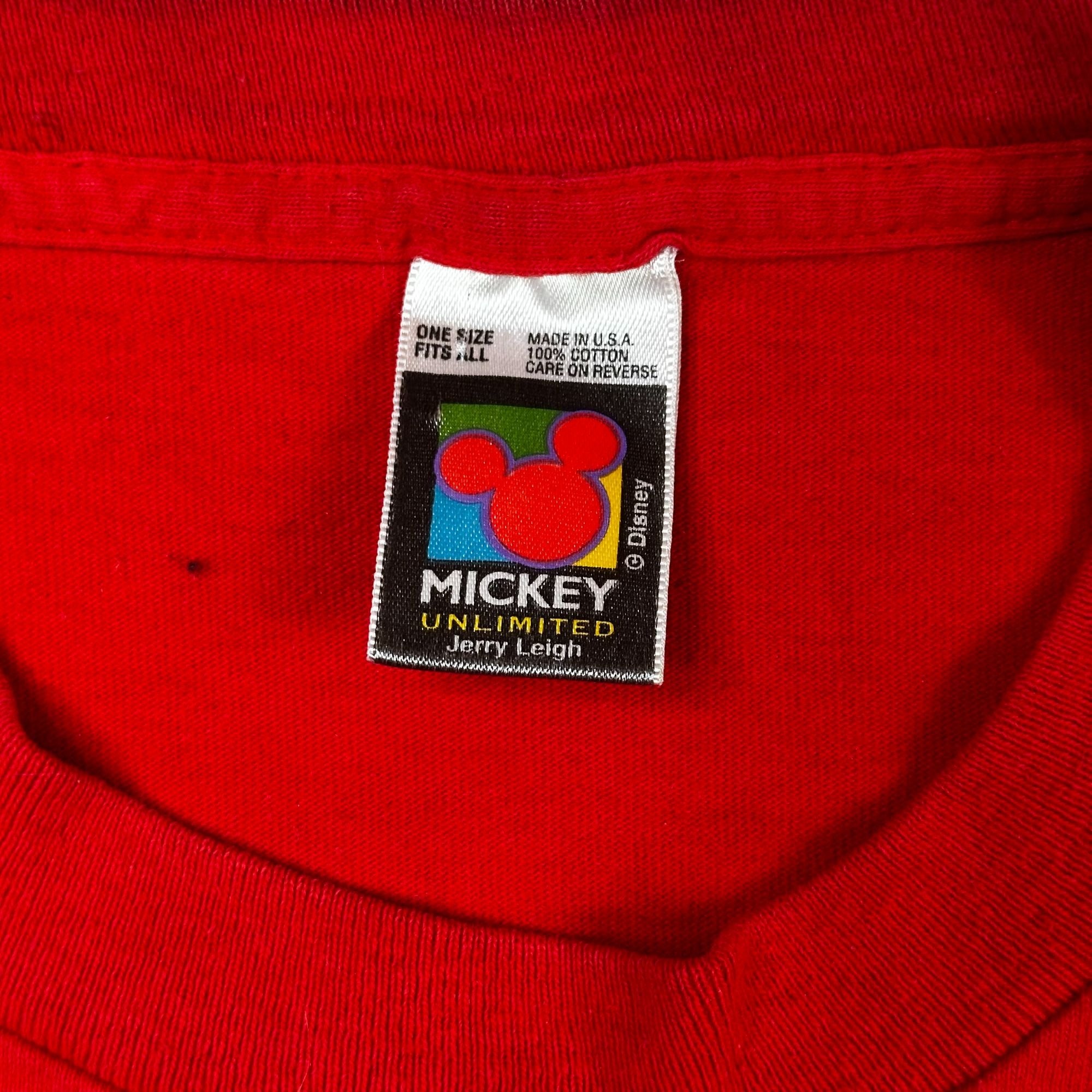 Vintage Mickeys Yacht Club Red T-Shirt  Disney Jerry Leigh  L