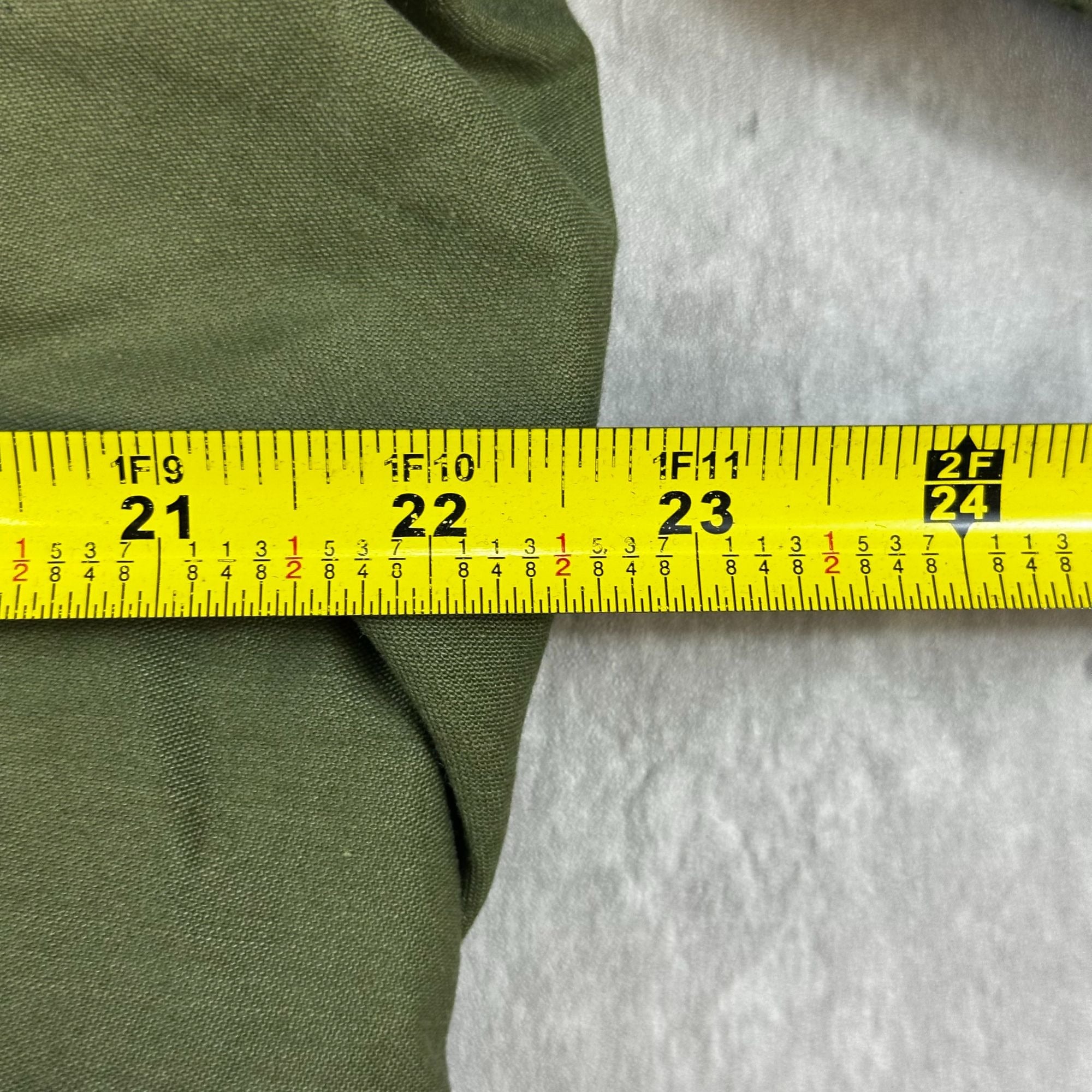 Vintage U.S. Air Force Green Field Jacket W/ Patches Size Medium