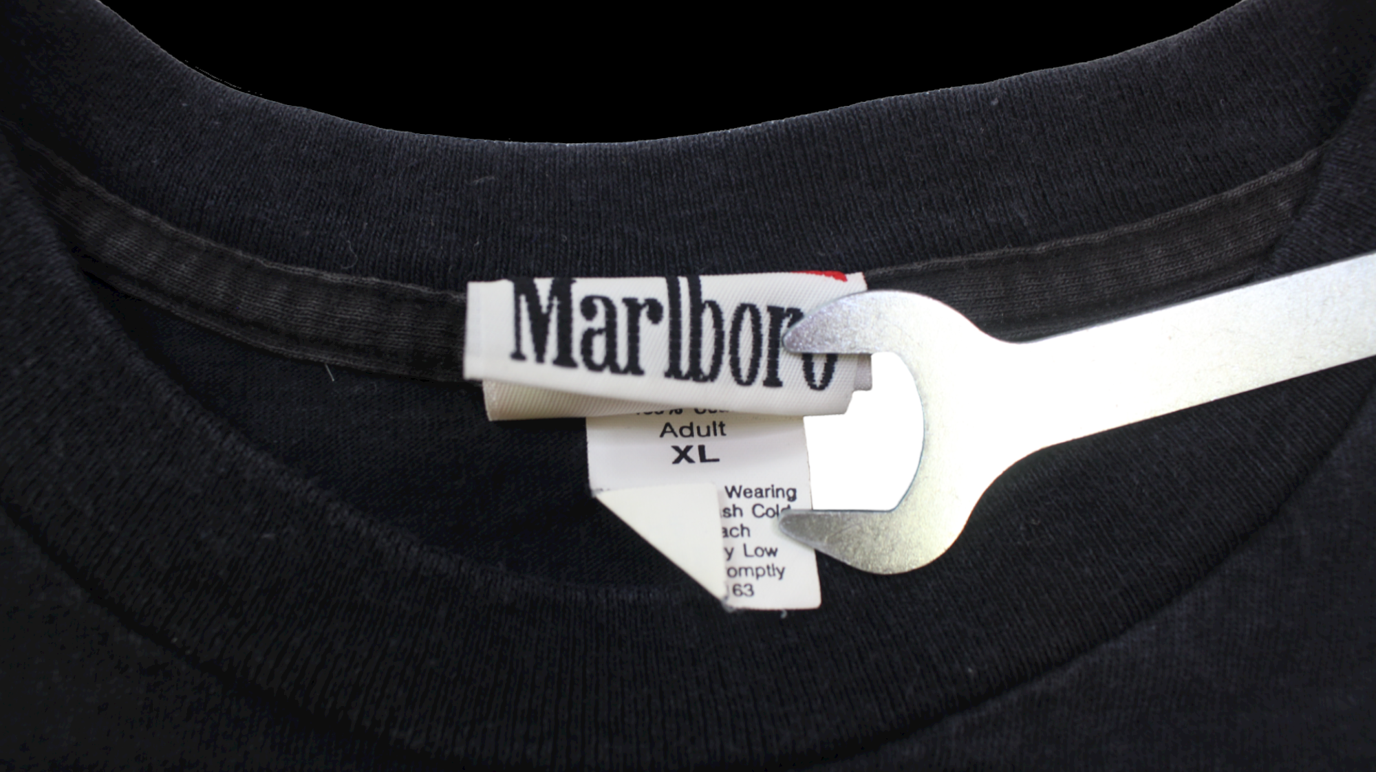 90's Lizard Marlboro Unlimited shirt