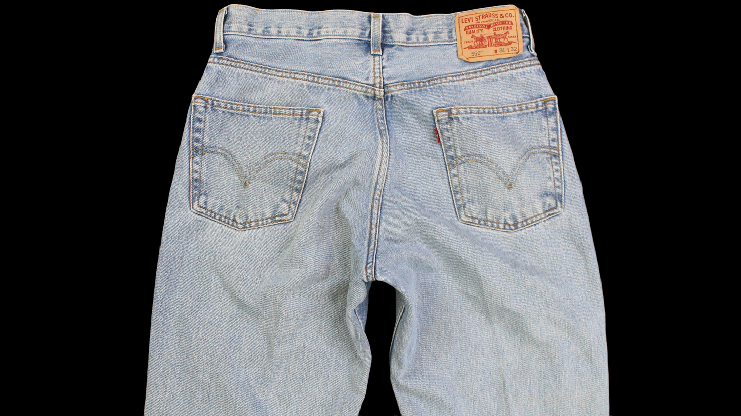 550 Levis Relaxed Fit jeans
