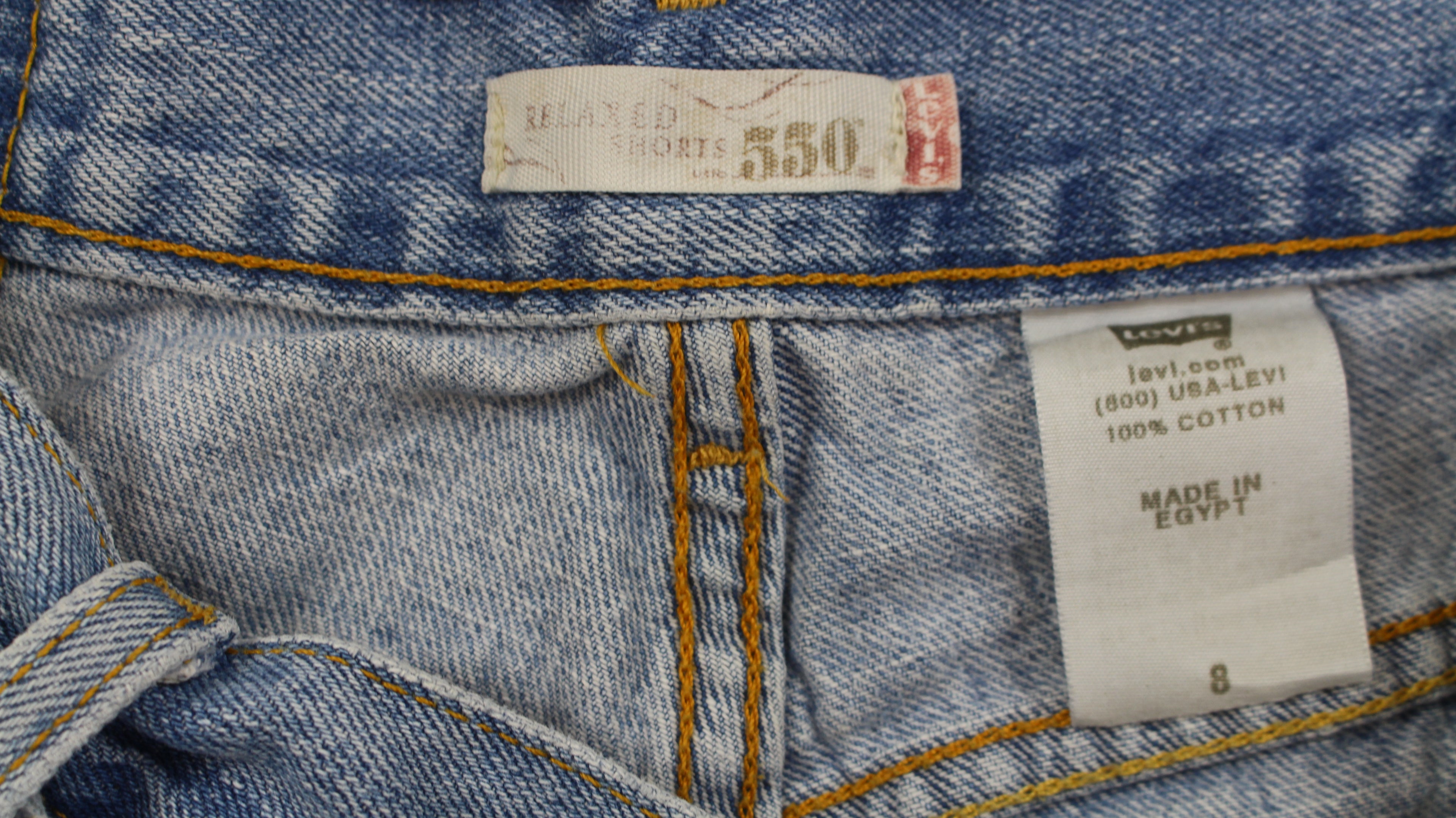 Levis 550 Denim shorts