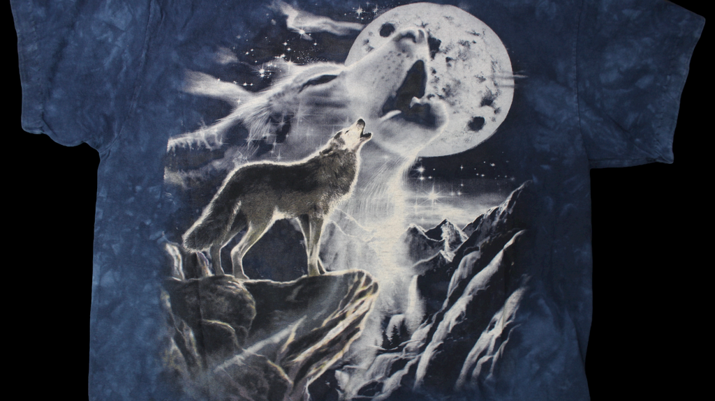 90's The Mountain Wolf shirt