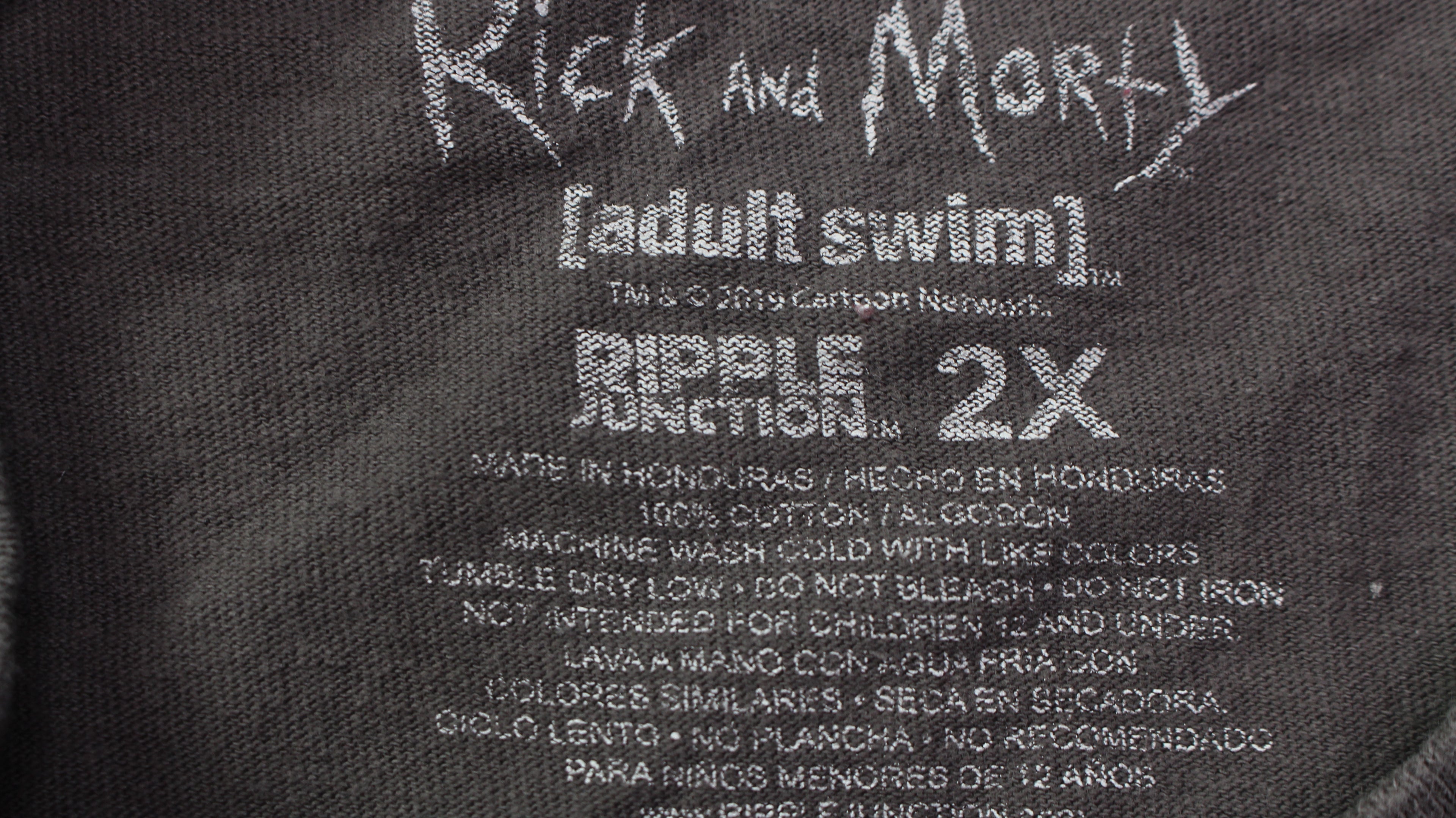 Rick & Morty shirt